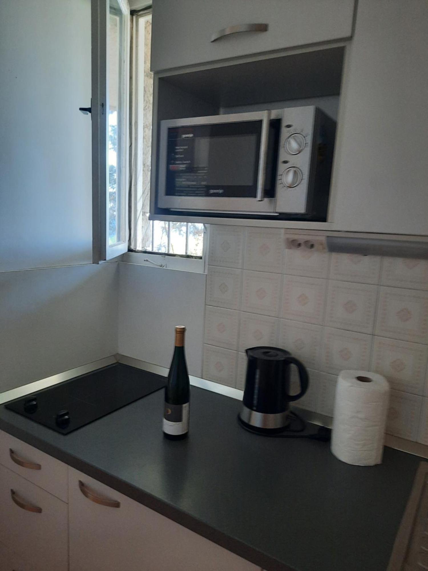 Apartments Polic Примоштен Экстерьер фото